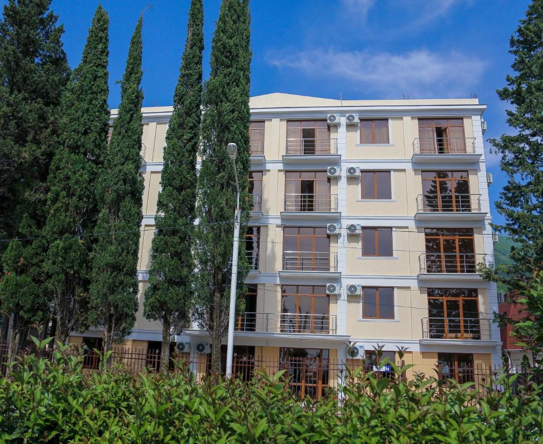 Hotel Bella Gagra Exteriör bild