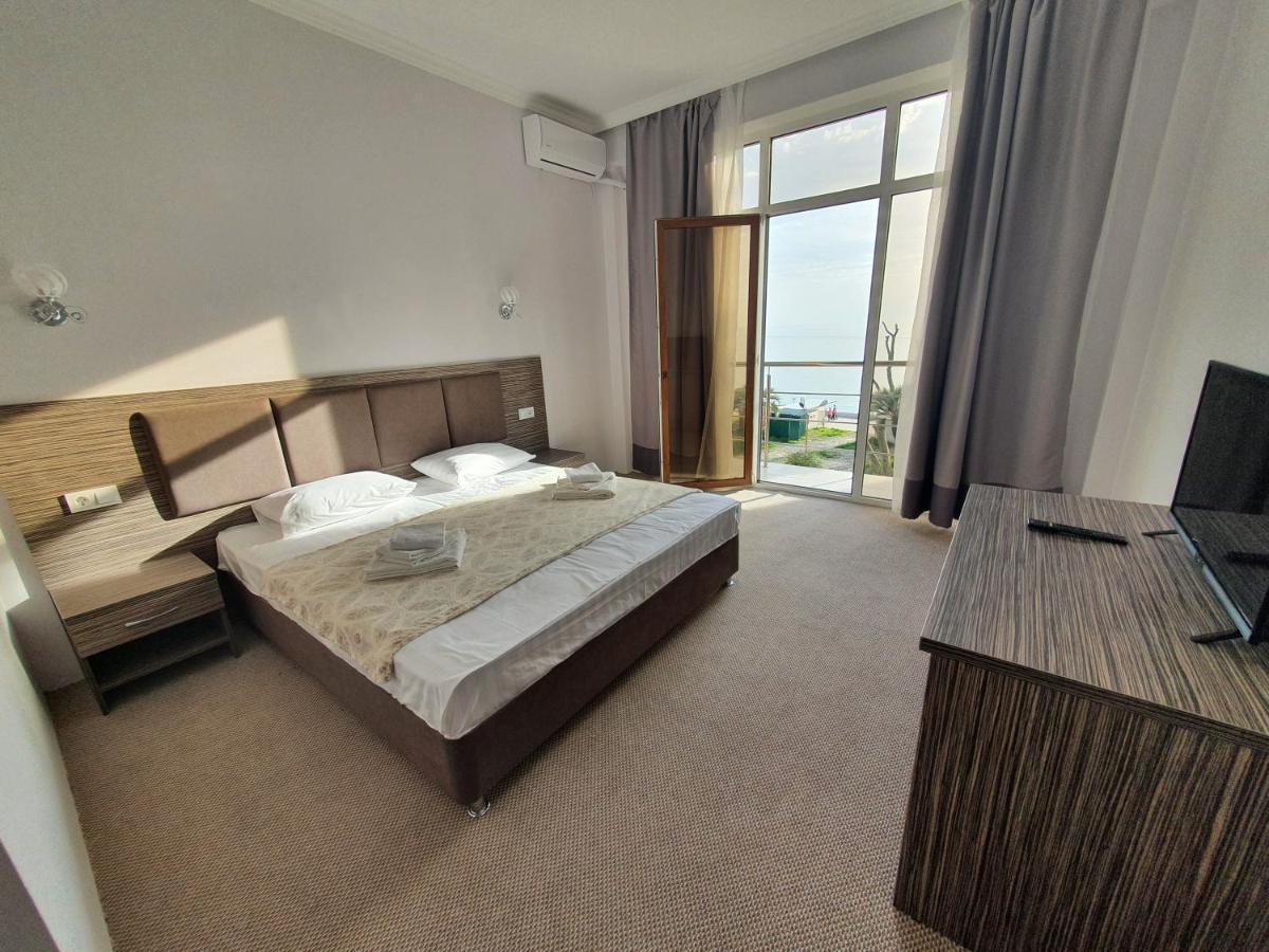 Hotel Bella Gagra Exteriör bild